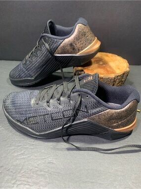 Nike Metcon 5 Women’s Black Rose Gold Training Workout Sneakers Shoe Size- 8.5